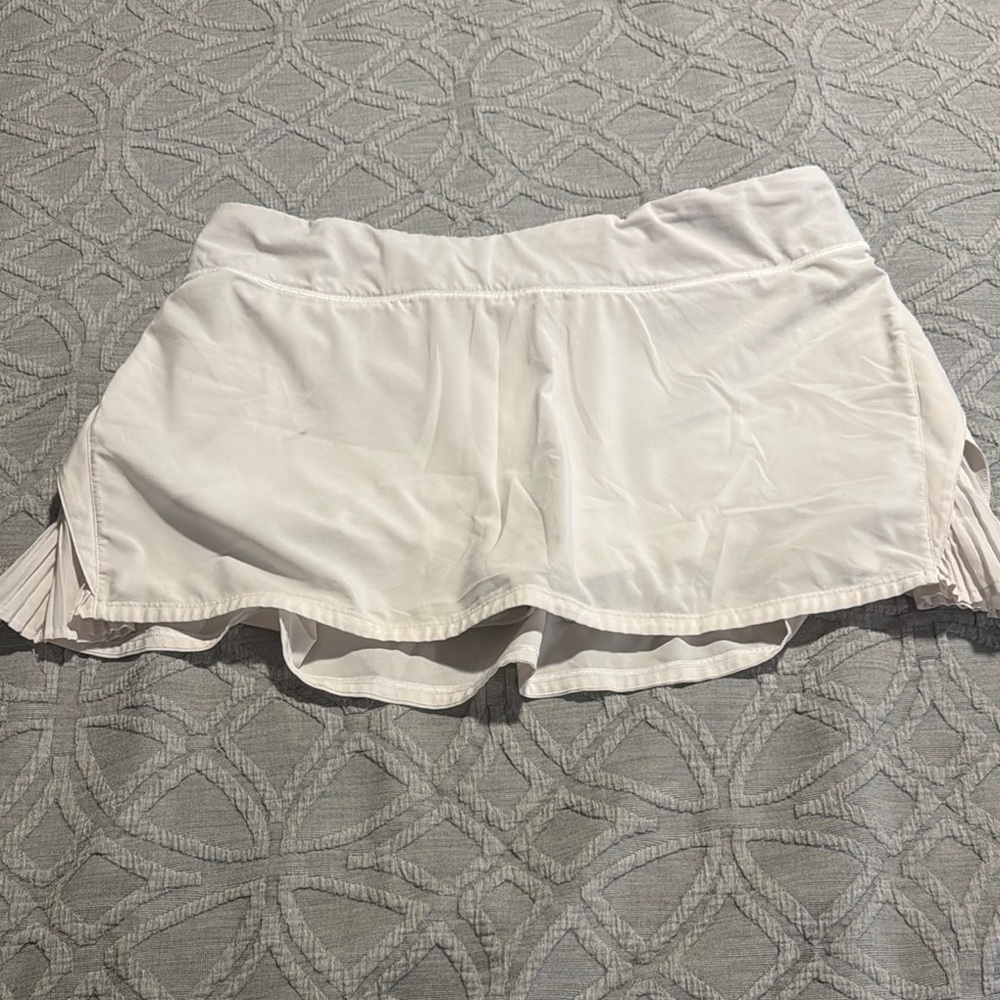Lululemon Athletica White Skorts